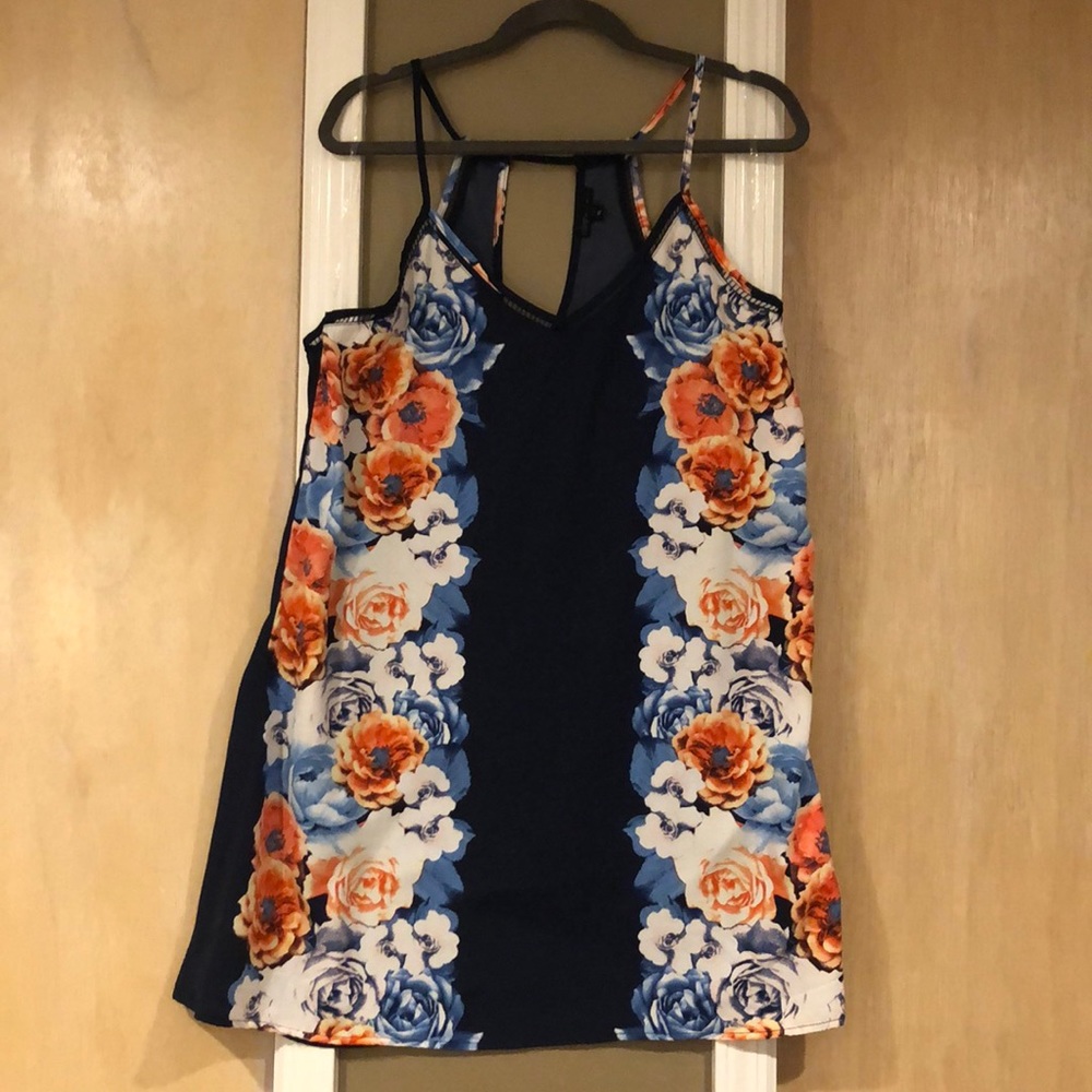 Navy Floral - Keyhole Back - Size XL Dress